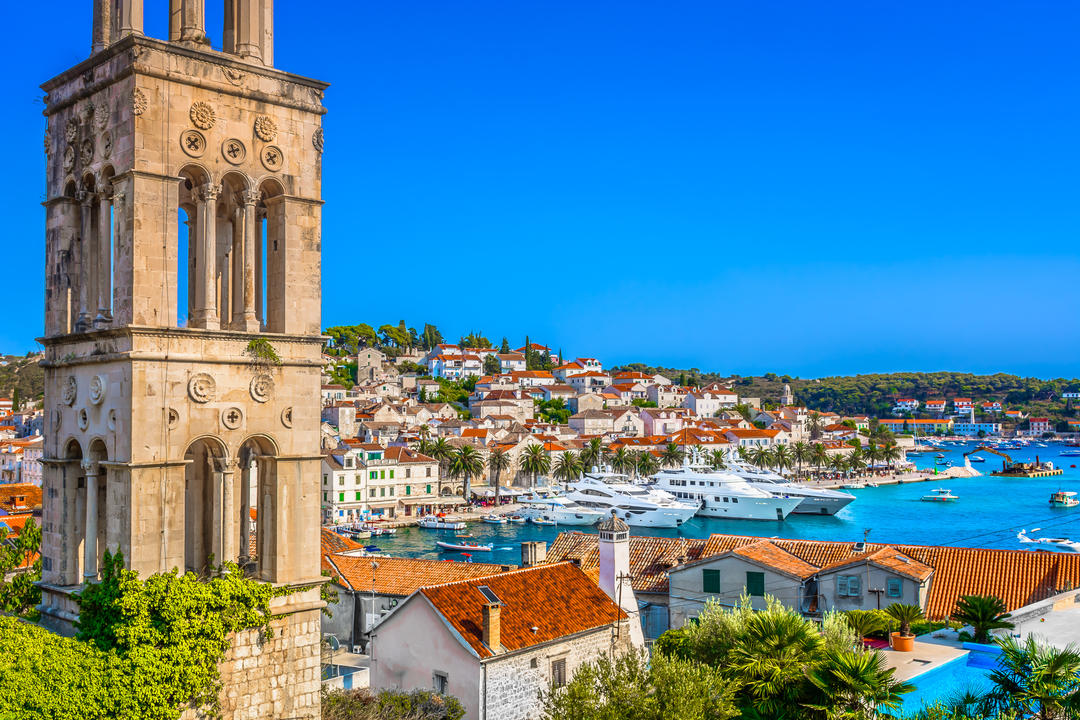 Colorful,Scenery,In,Mediterranean,Town,Hvar,,Famous,Travel,Place,On